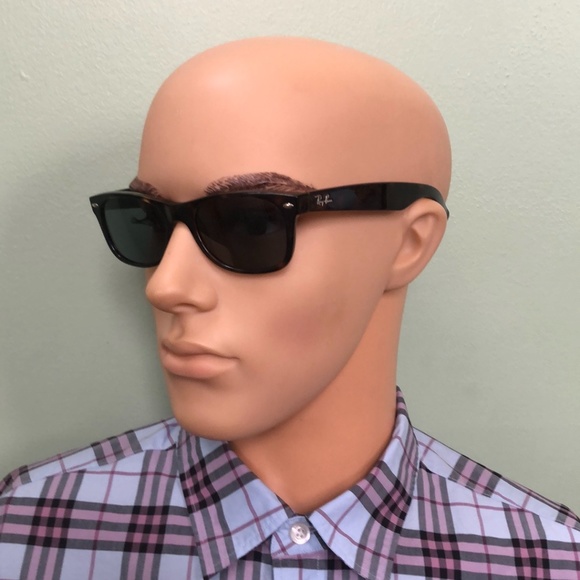 Ray-Ban Sunglasses - Picture 4 of 7